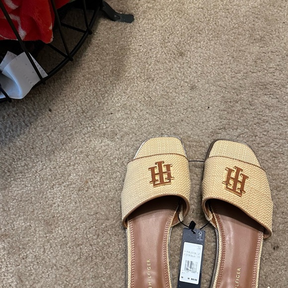 NWT never worn Tommy Hilfiger slides. These are beautiful but narrow. - Picture 5 of 5